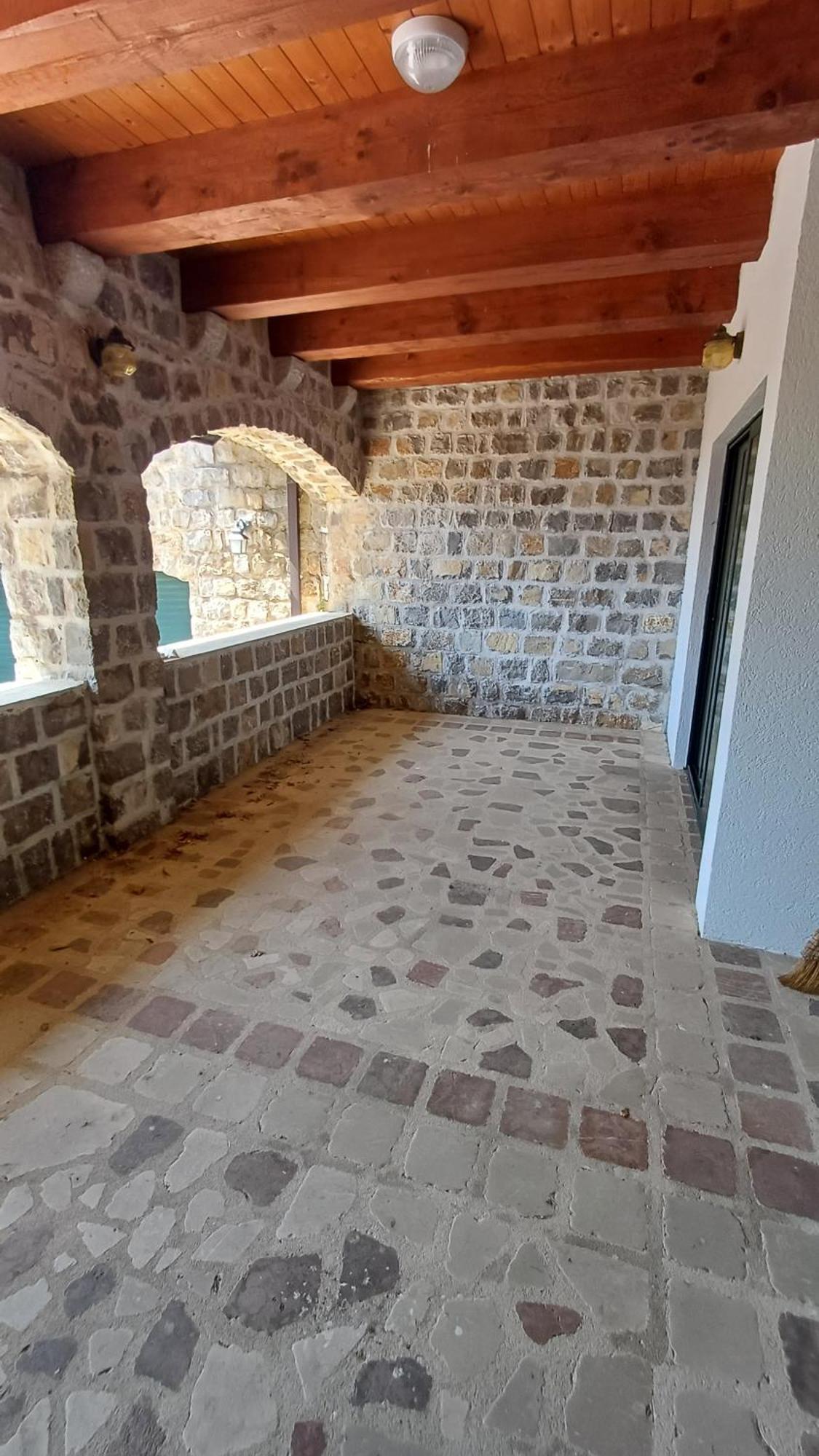 Stonehill * Budva